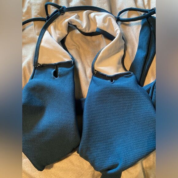 Blue adjustable wrap top - Picture 4 of 4